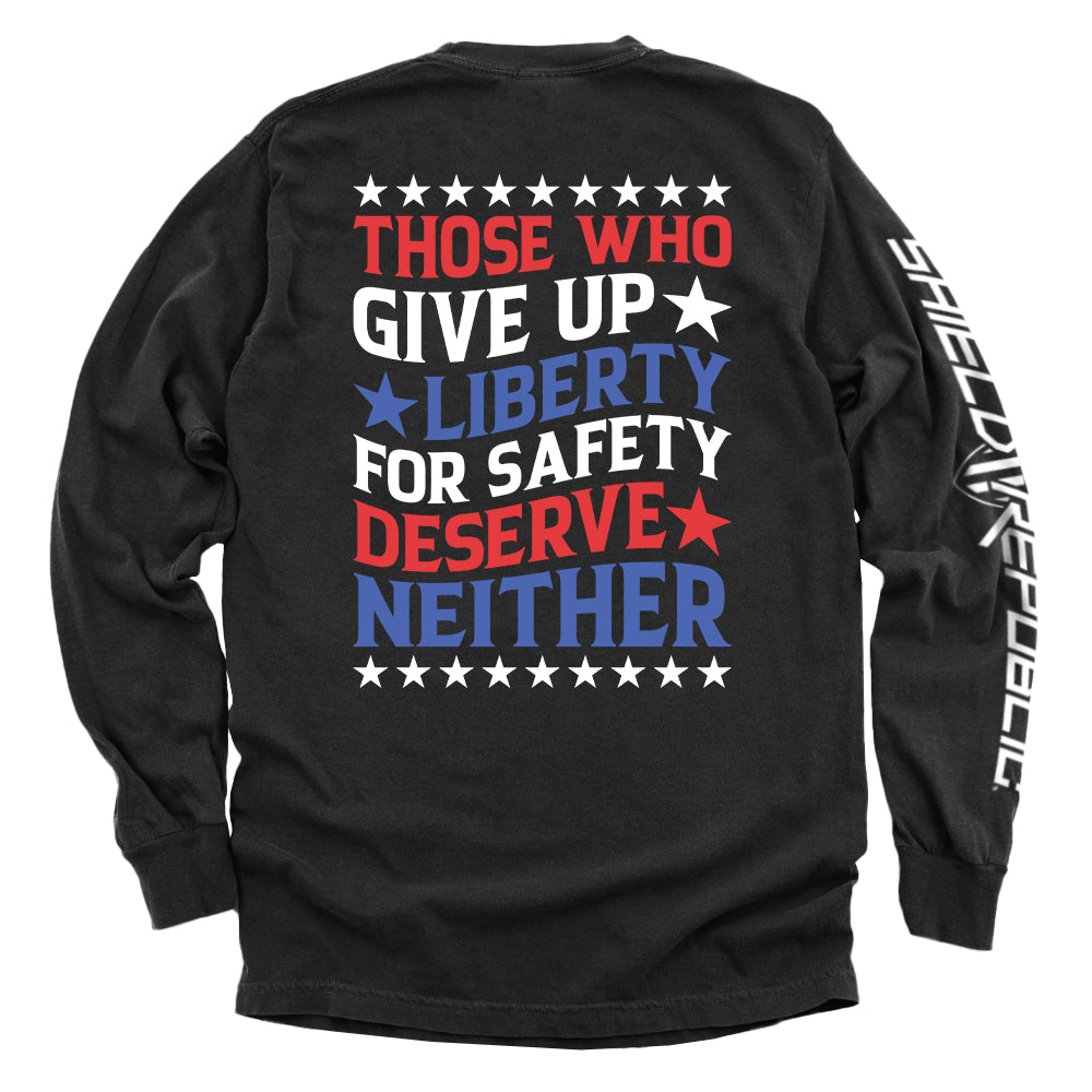  Aaria Tees