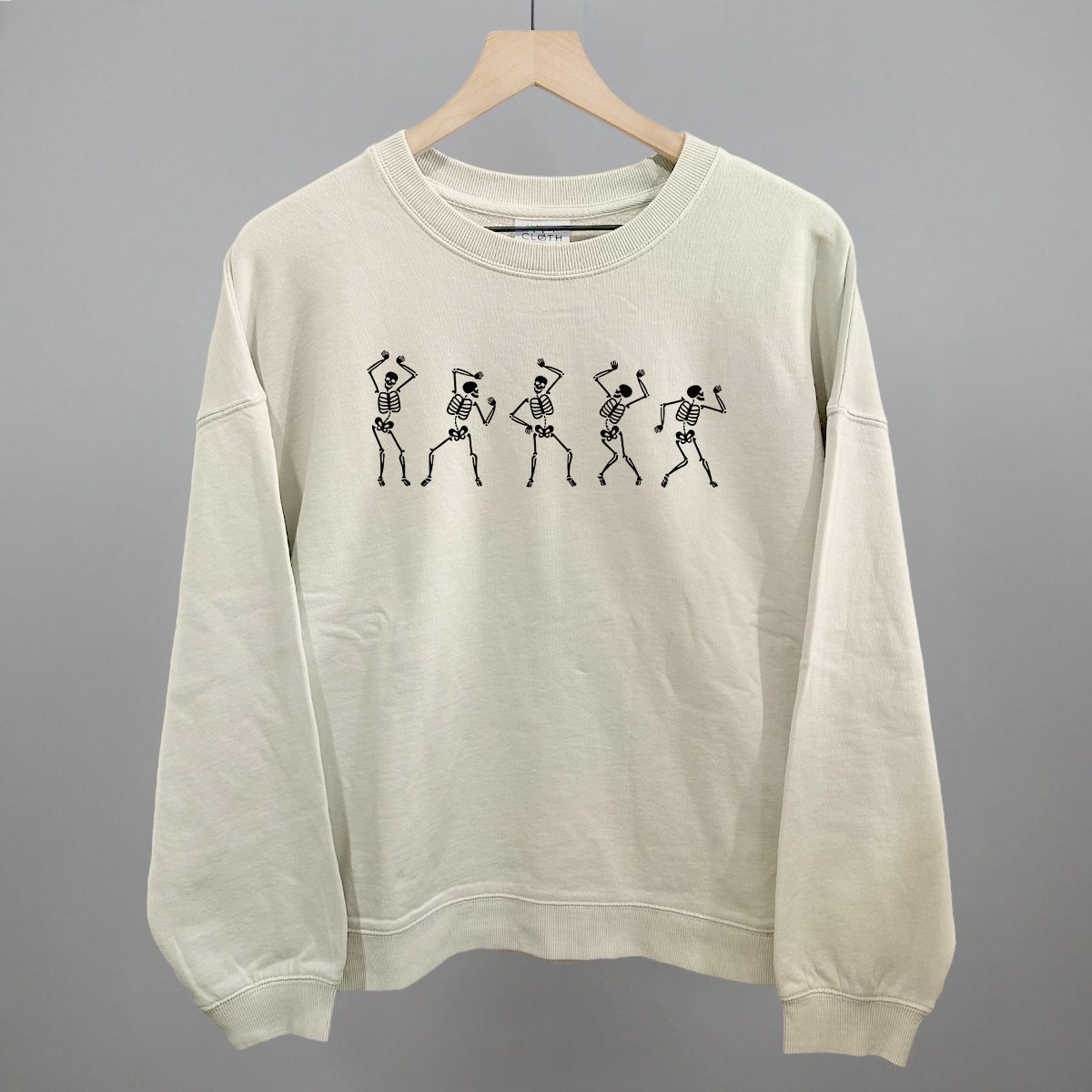  Aaria Tees