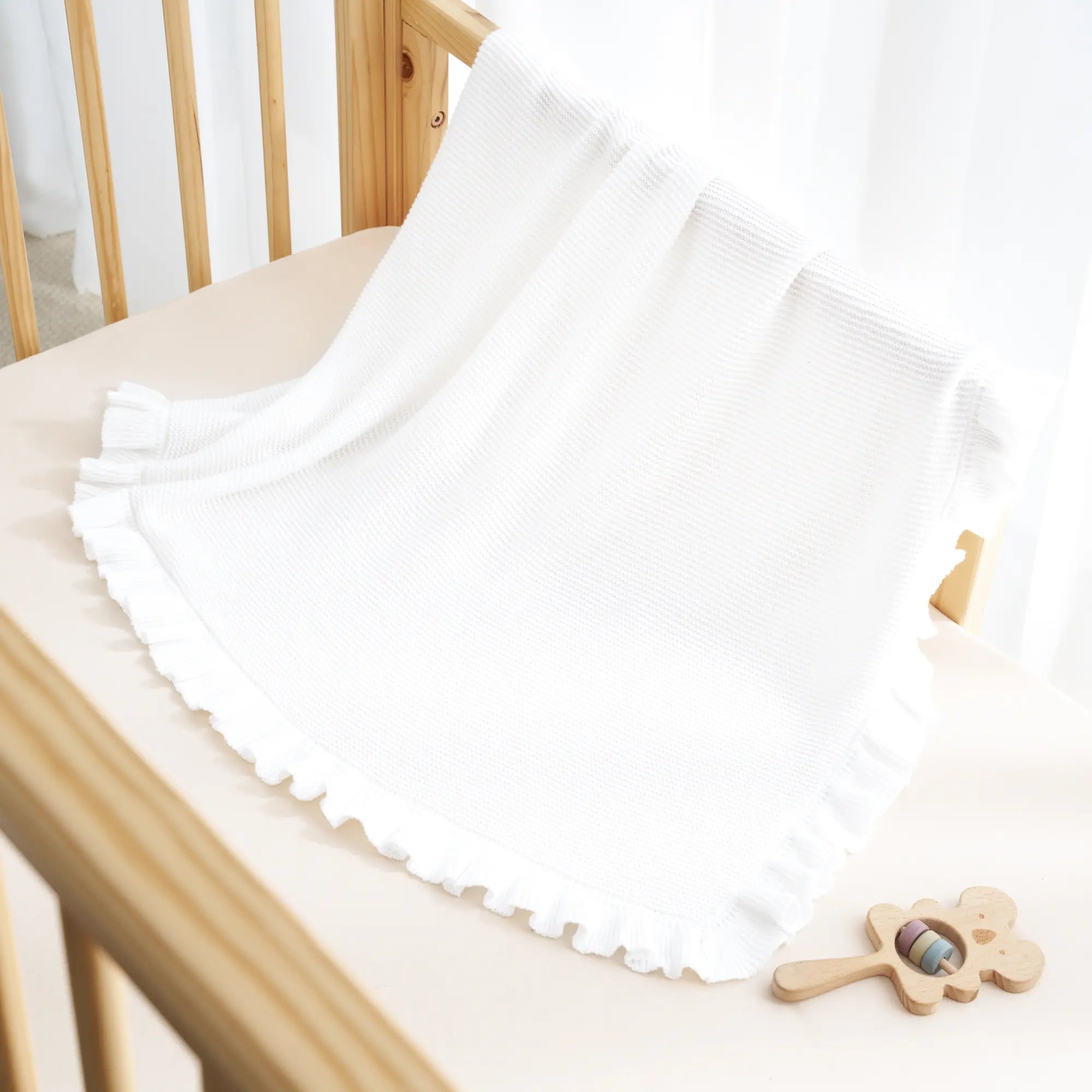Ruffled Edge Knit Baby Blanket in White - Aaria Tees Aaria Tees
