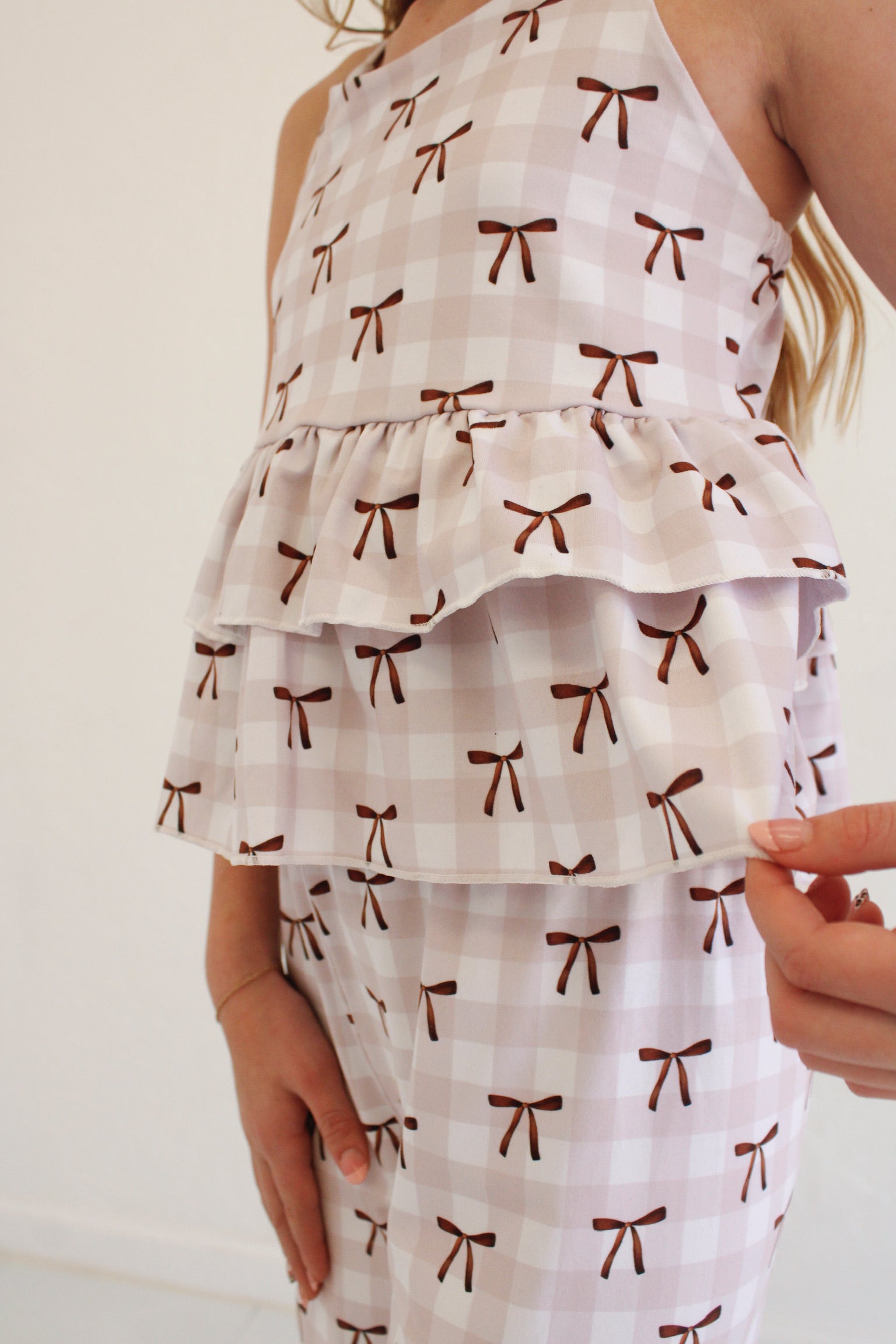  Aaria Tees