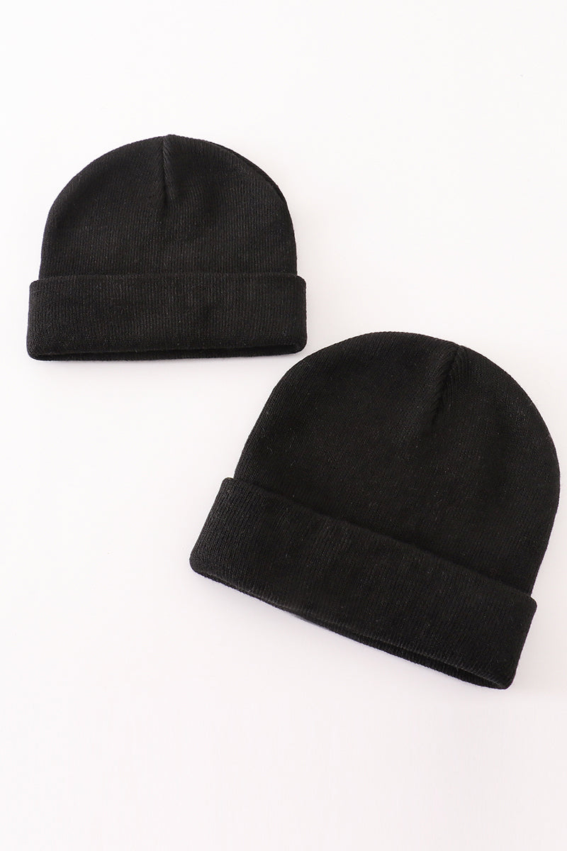 Black ribbed basic knit beanie hat - Aaria Tees