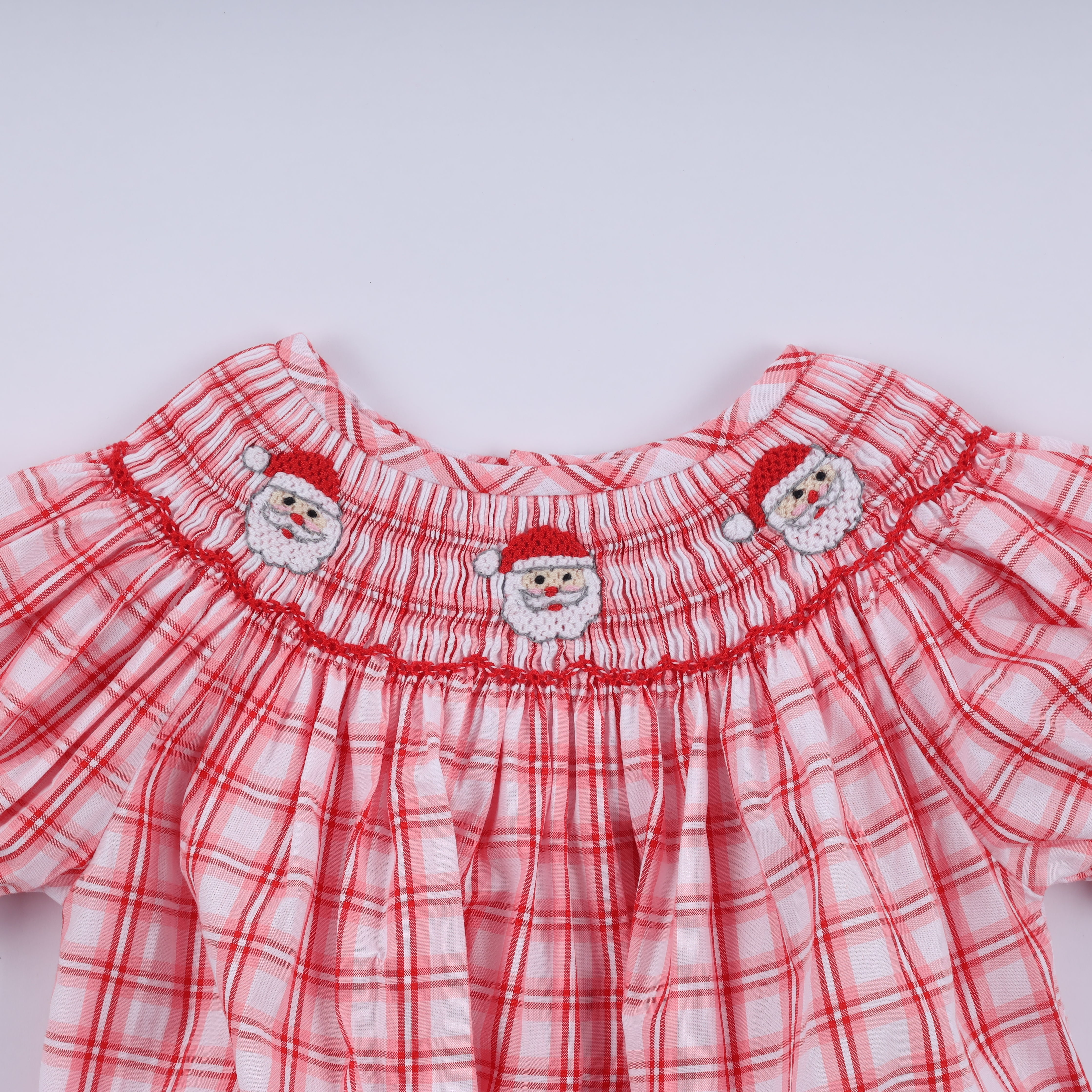  Aaria Tees