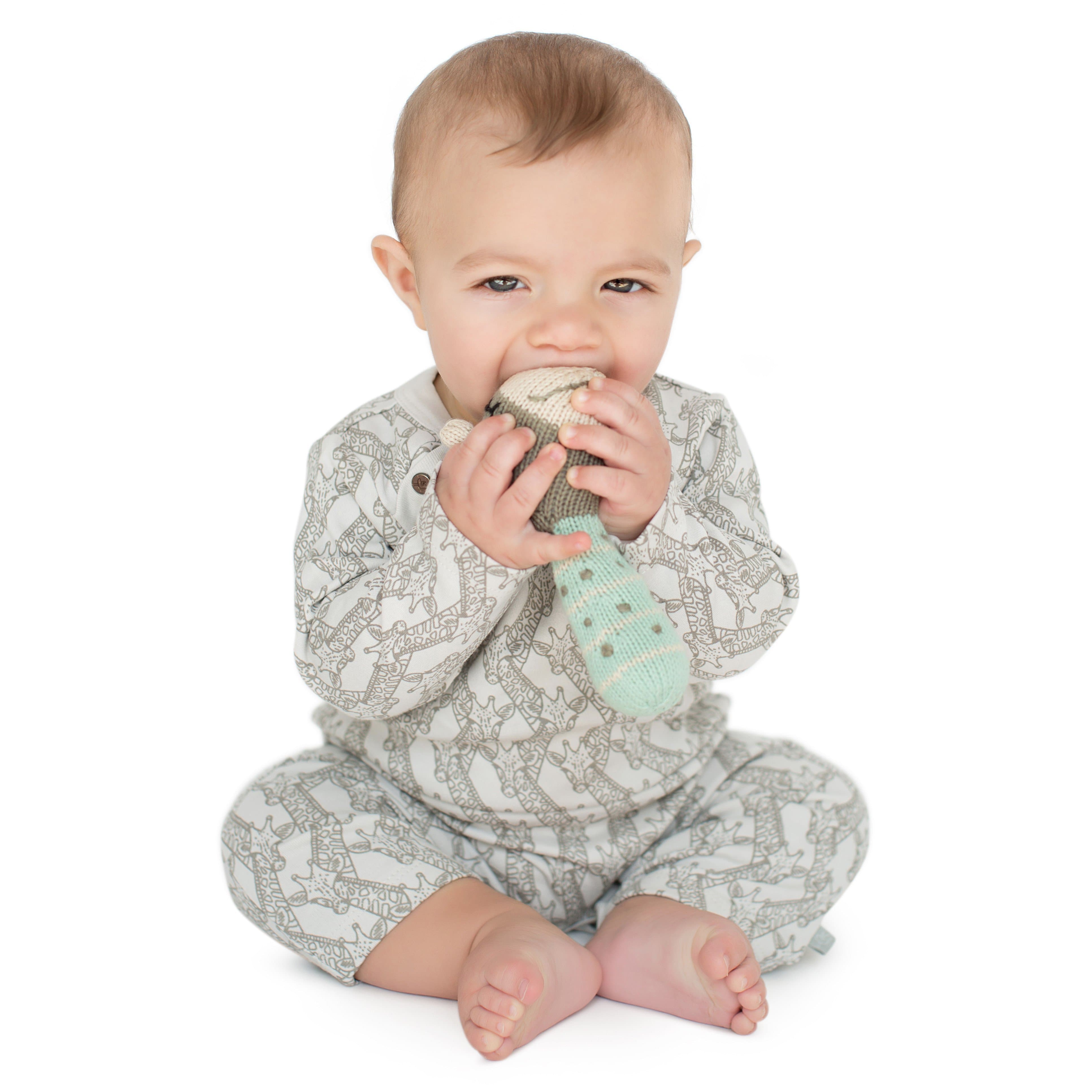 mini rattle | ami the giraffe - Aaria Tees Aaria Tees