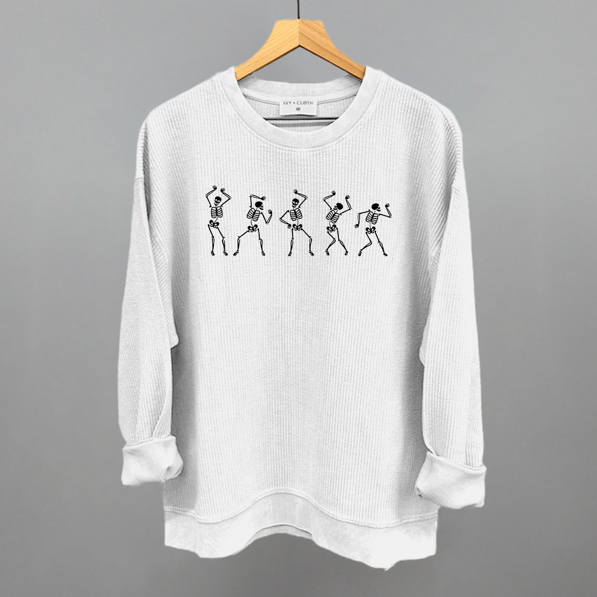  Aaria Tees