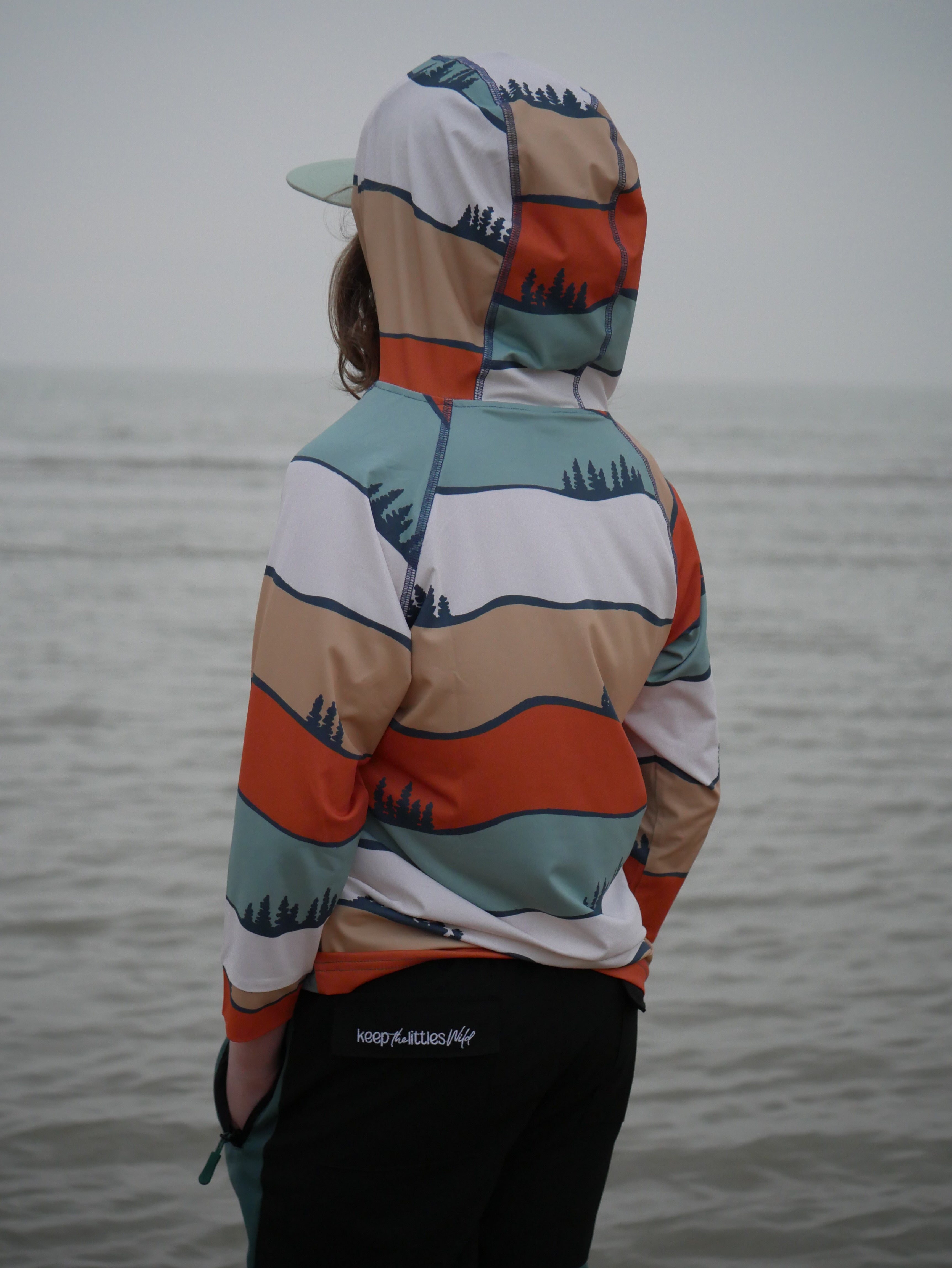  Aaria Tees
