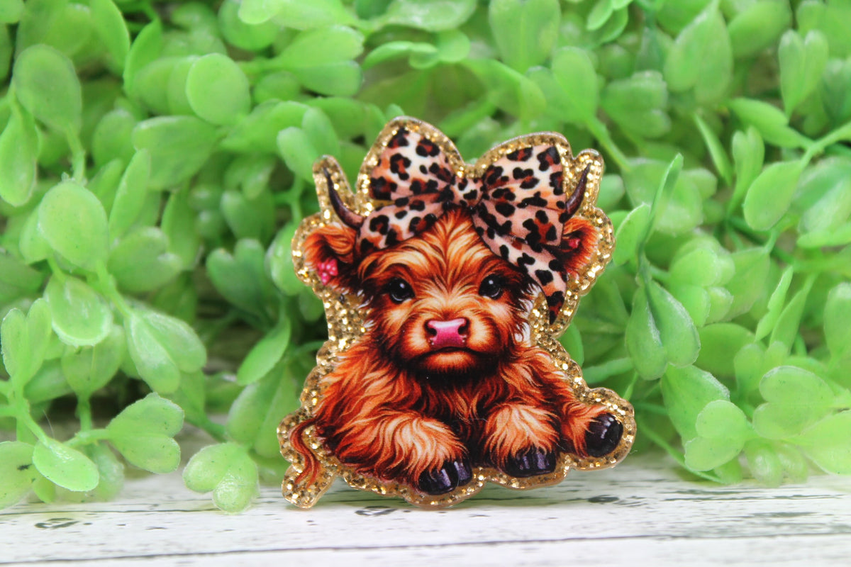 Leopard Bow Highland Cow Badge Reel
