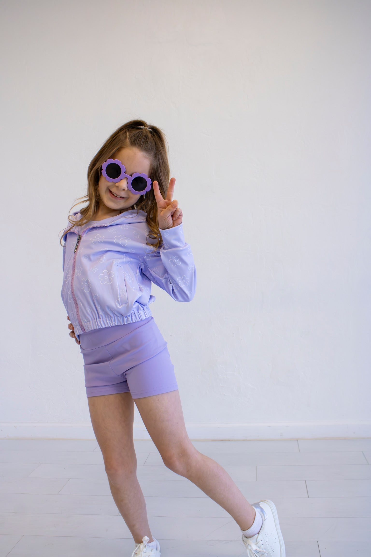  Aaria Tees