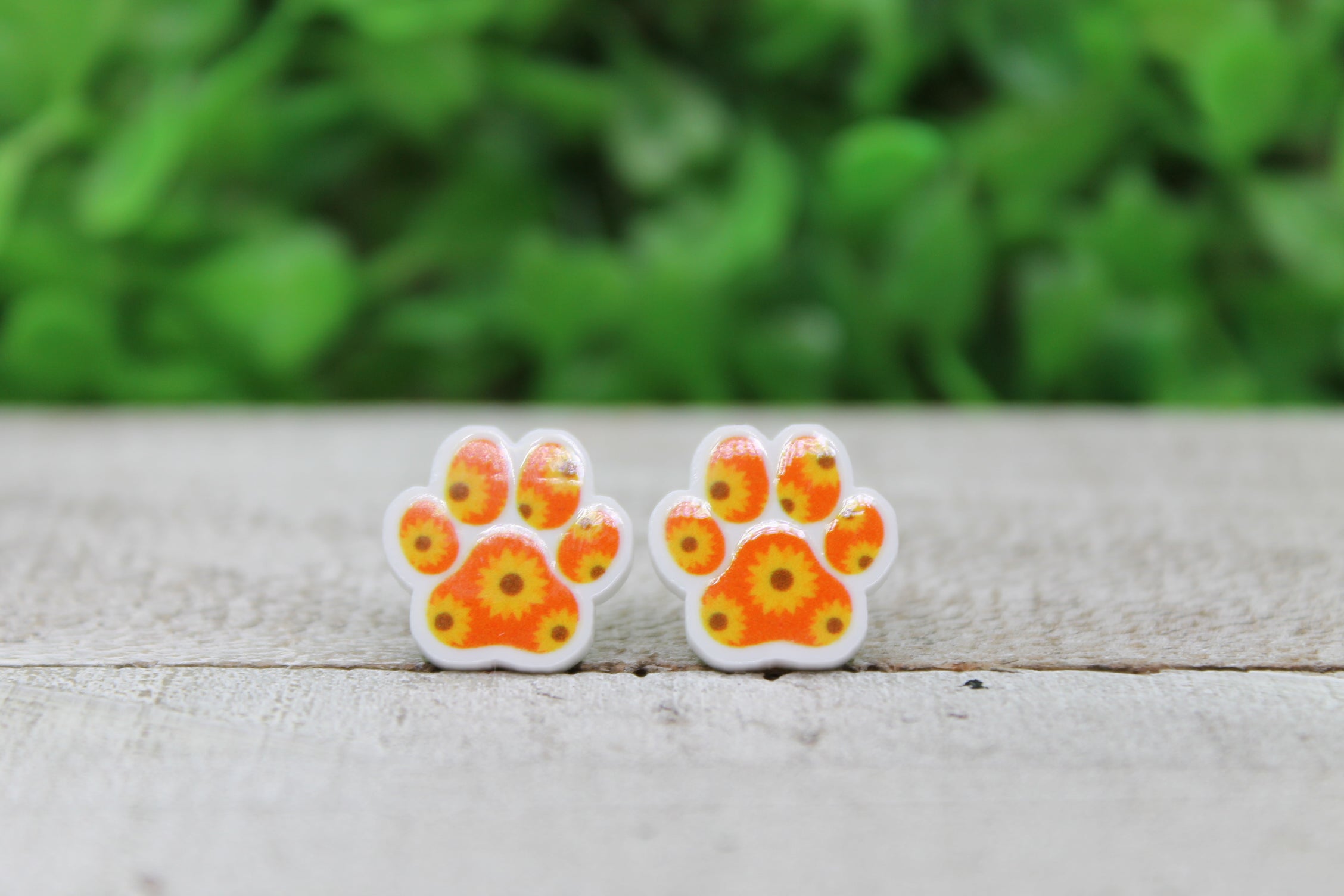  Aaria Tees