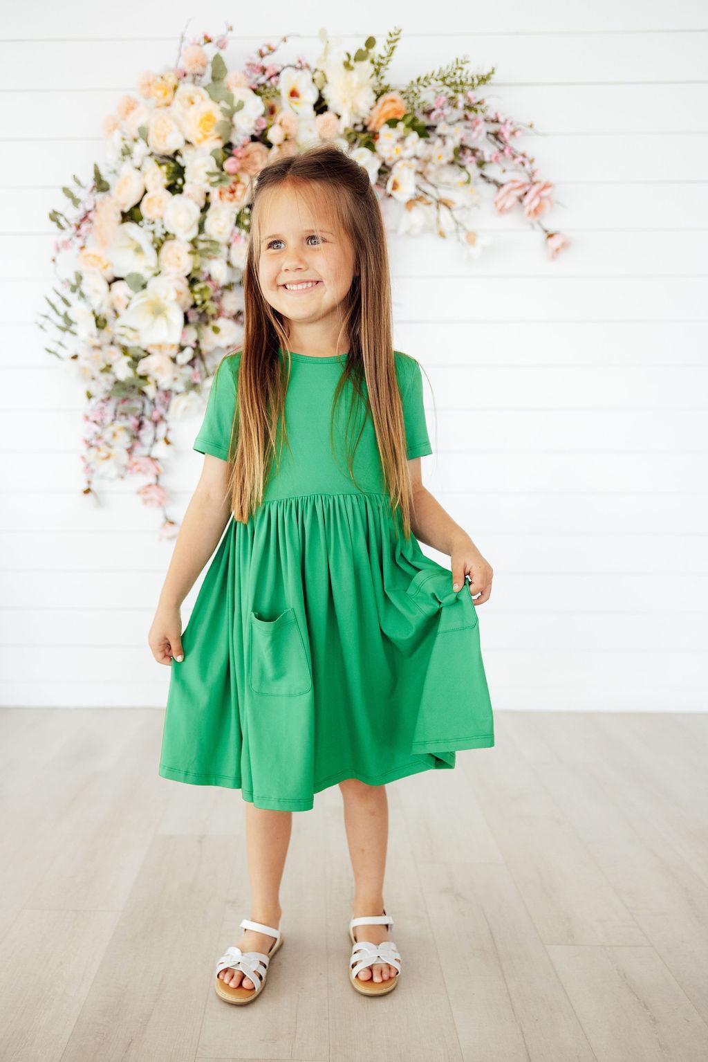 Kelly Green S/S Pocket Twirl Dress - Aaria Tees Aaria Tees