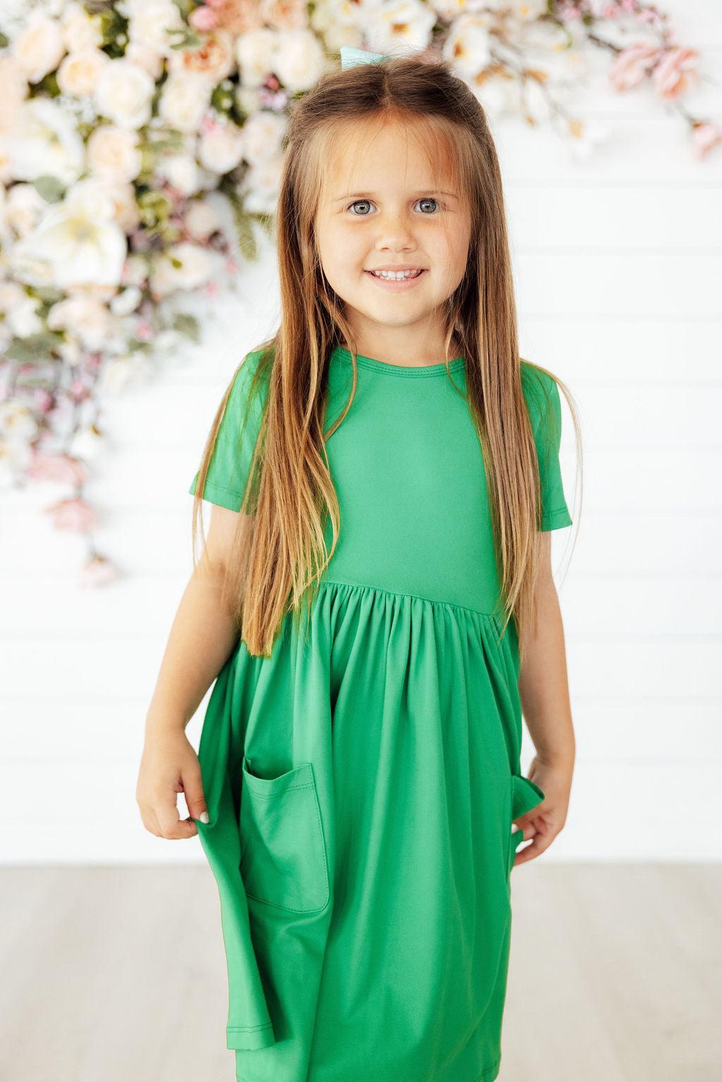 Kelly Green S/S Pocket Twirl Dress - Aaria Tees Aaria Tees