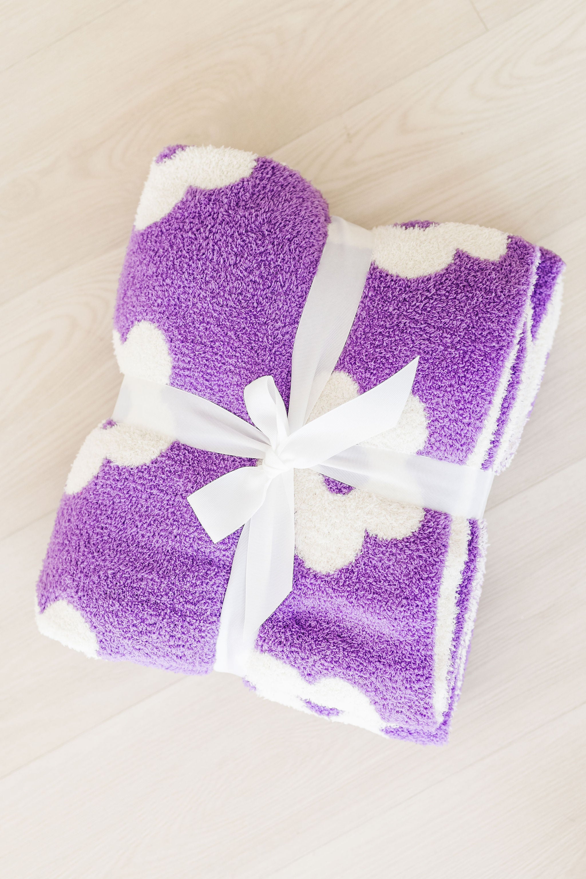 Lilac/Coconut Flower Cozy Blanket - Aaria Tees Aaria Tees
