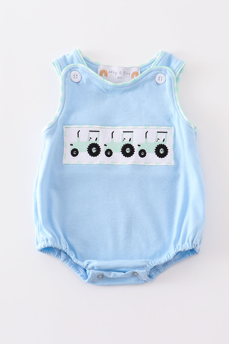  Aaria Tees