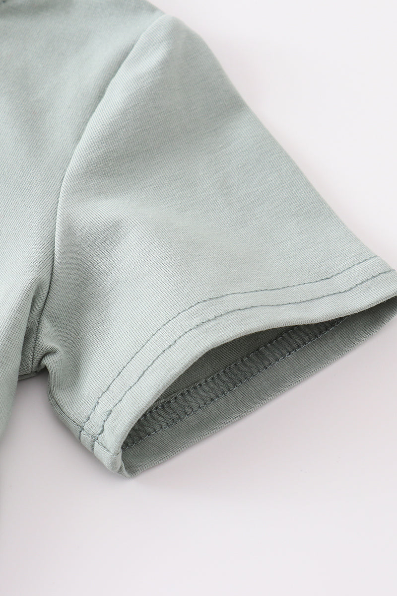  Aaria Tees