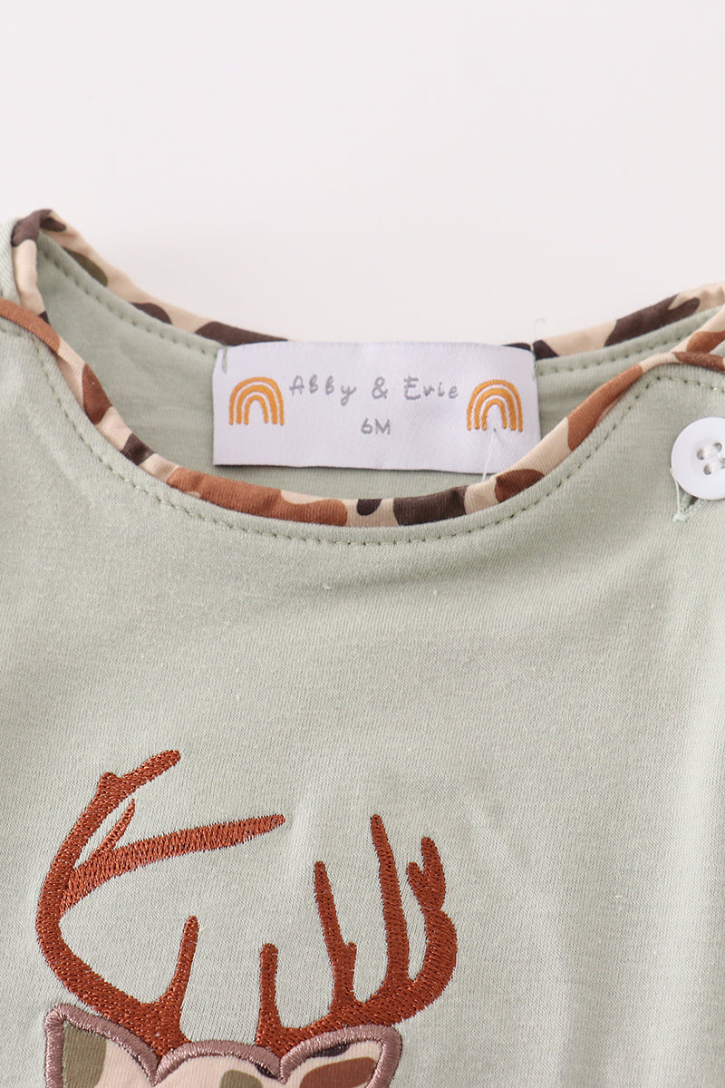 Sage camouflage deer applique bubble - Aaria Tees Aaria Tees