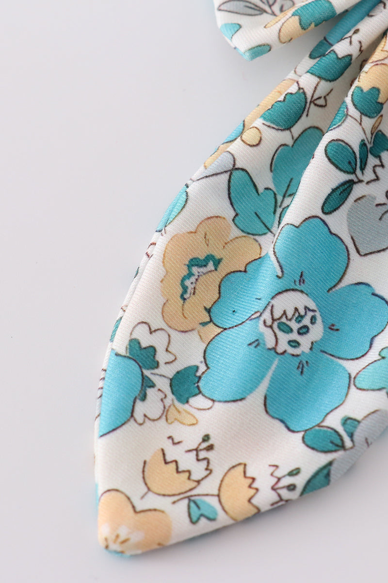 Blue aqua meadow girl sailor bow - Aaria Tees Aaria Tees