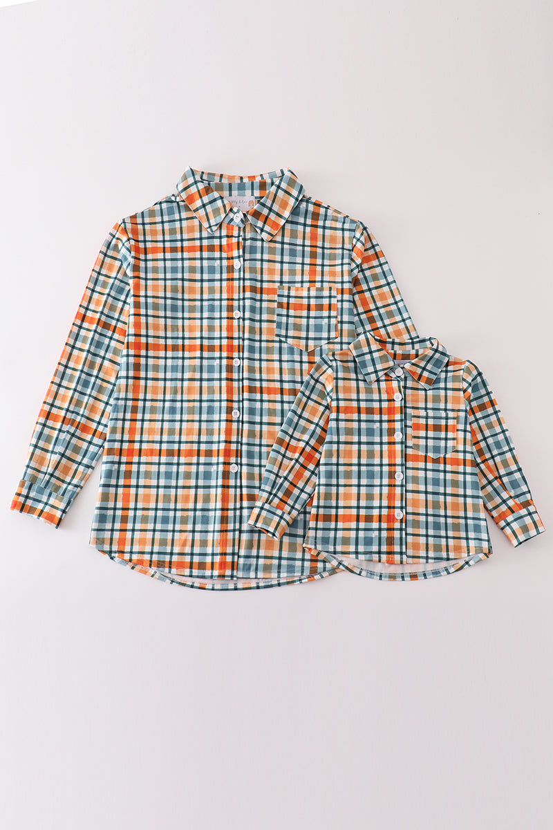  Aaria Tees