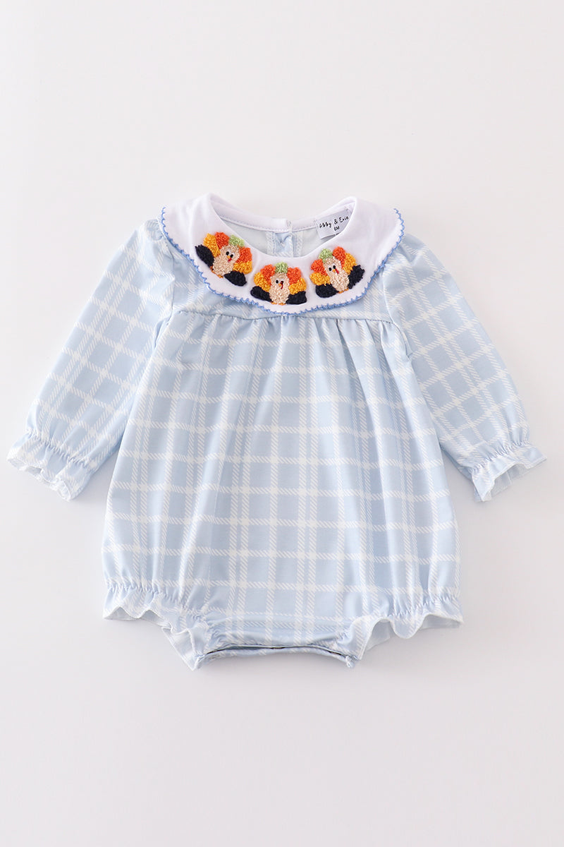  Aaria Tees