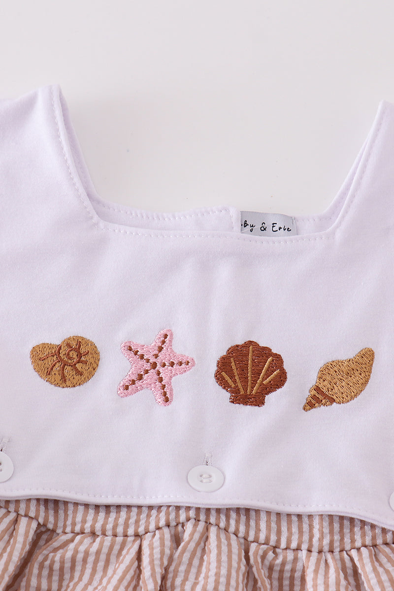  Aaria Tees