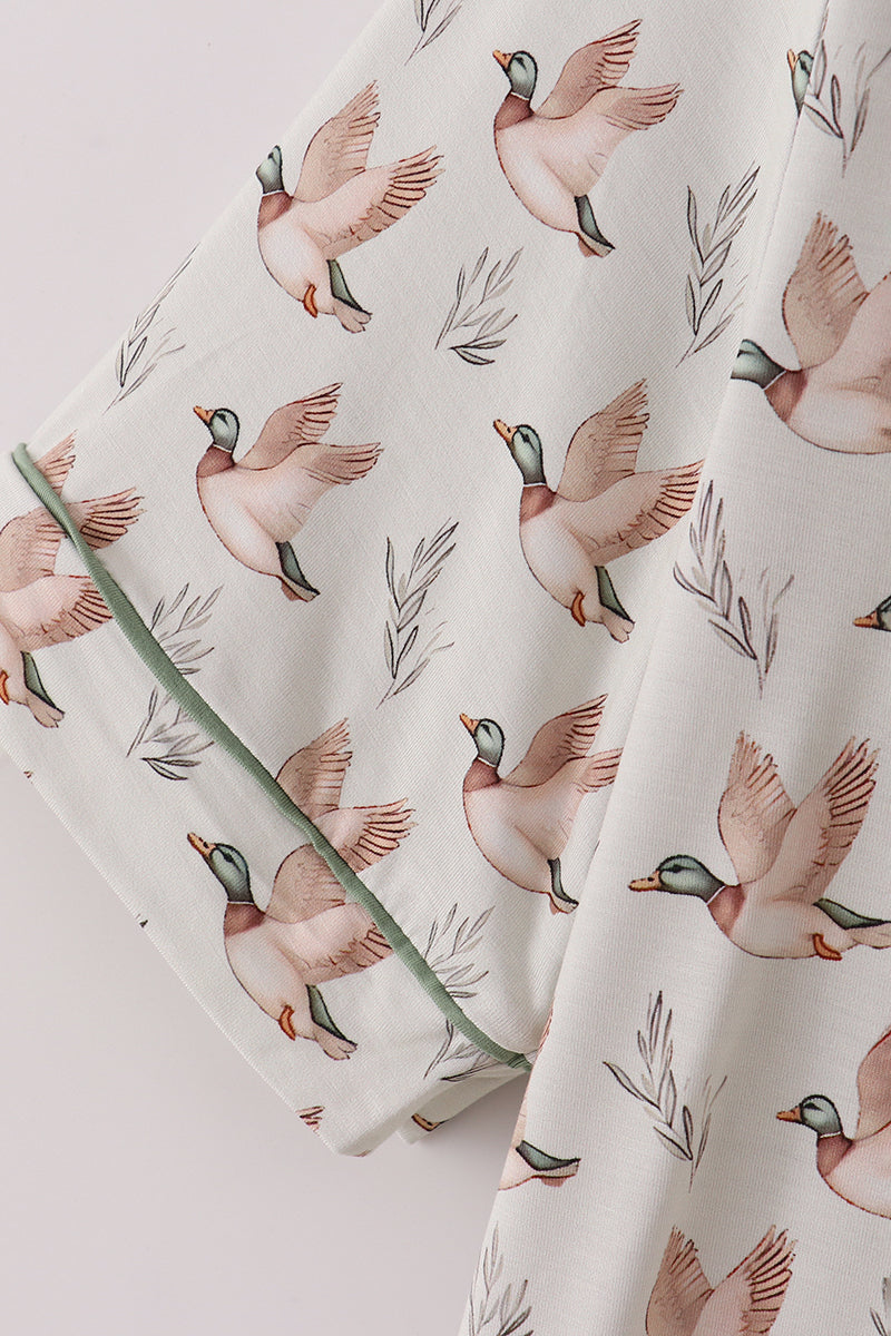 Green duck print bamboo mom pajamas set - Aaria Tees Aaria Tees