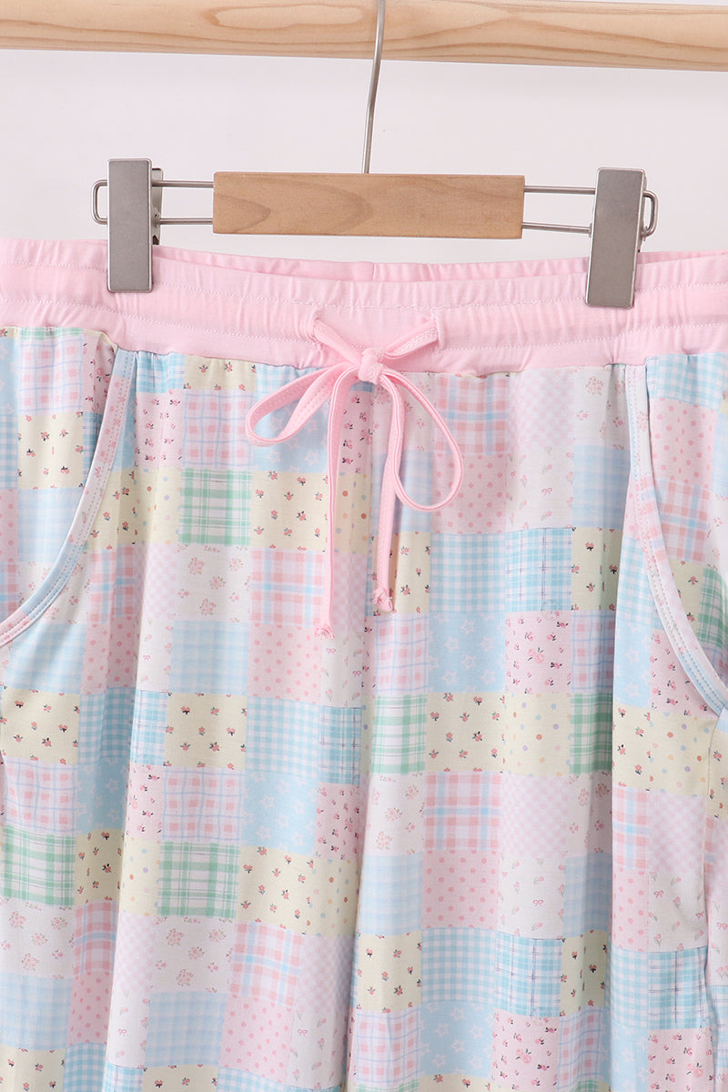 Pink floral checkered bamboo mom pajamas pants - Aaria Tees Aaria Tees