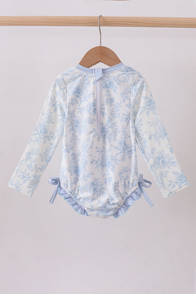  Aaria Tees
