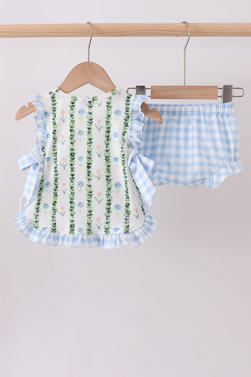  Aaria Tees