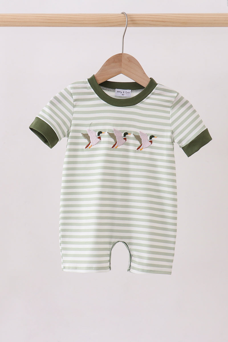 Aaria Tees