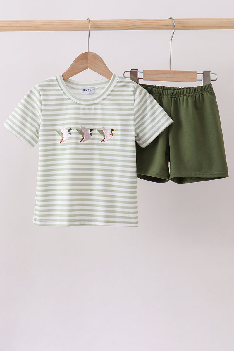  Aaria Tees