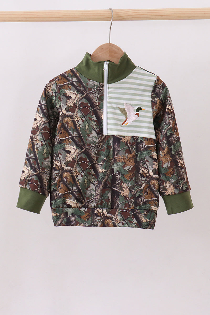 Camouflage duck embroidery pullover - Aaria Tees