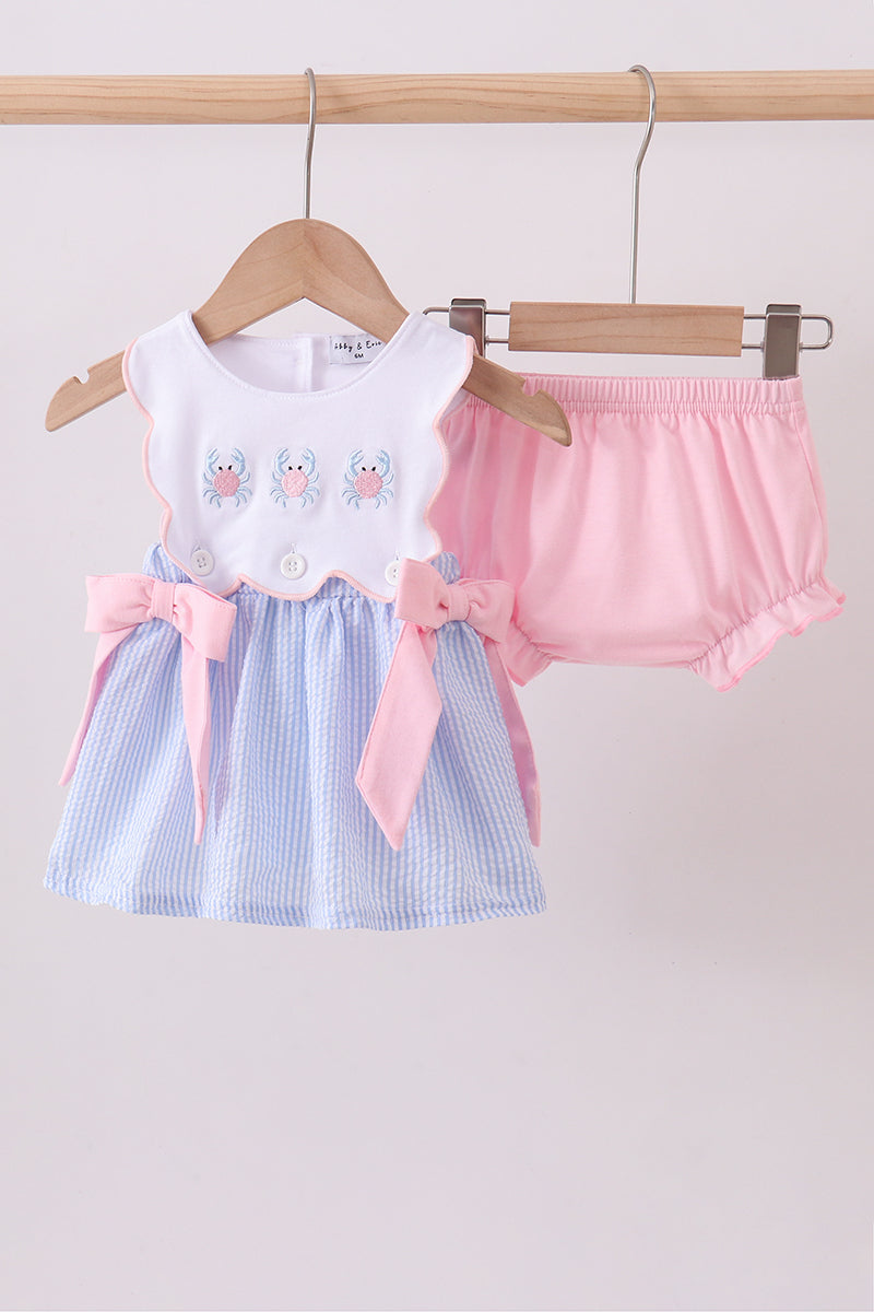  Aaria Tees