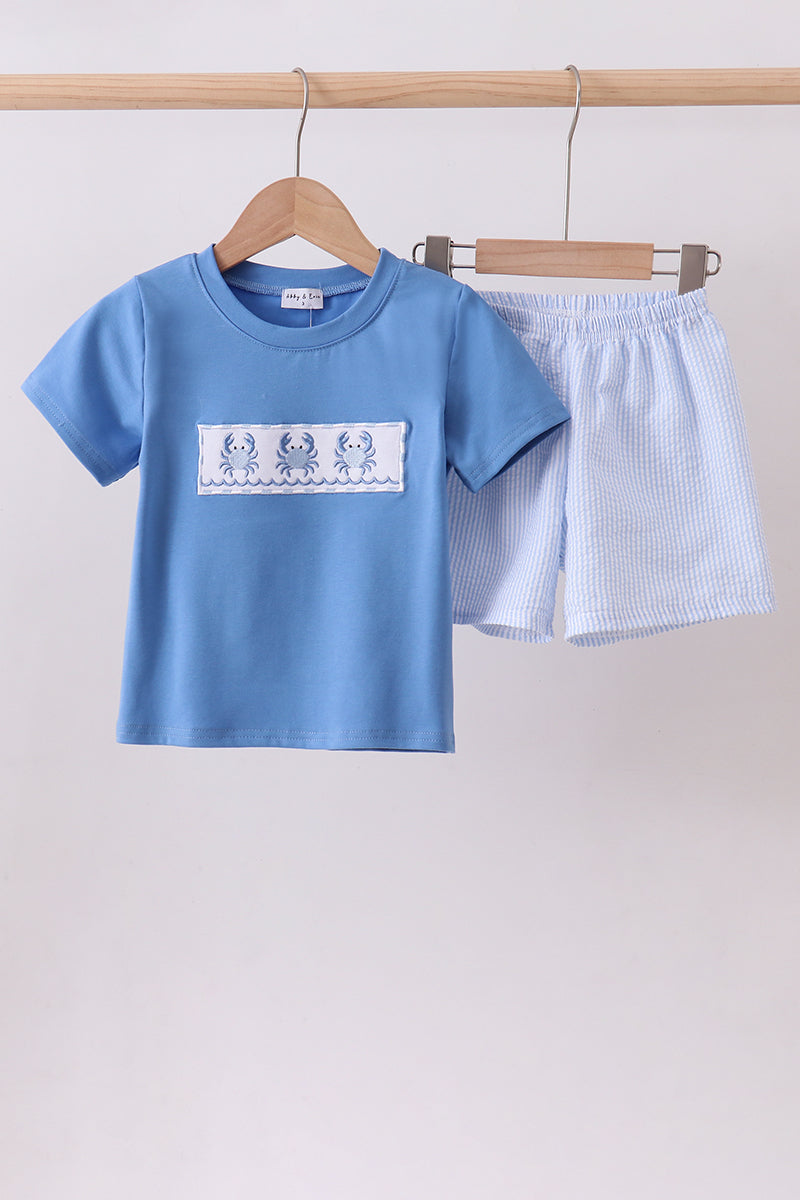  Aaria Tees