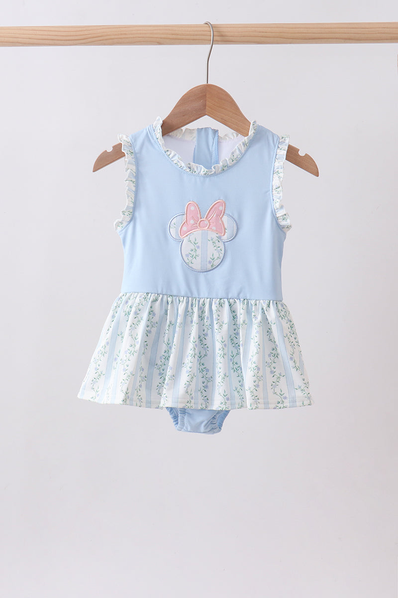 Aaria Tees