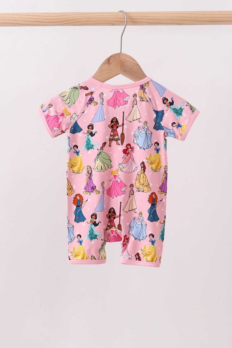  Aaria Tees