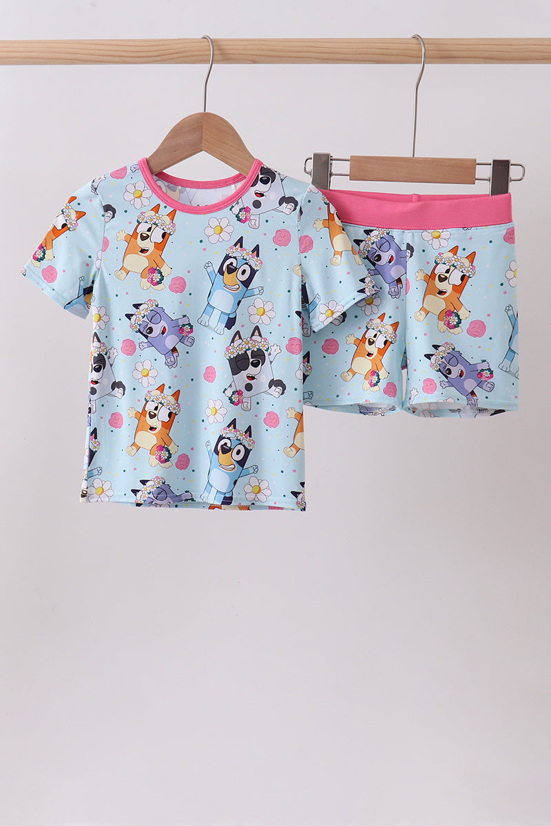  Aaria Tees