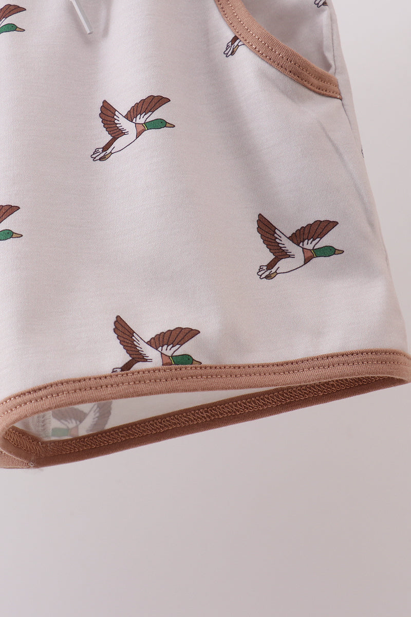  Aaria Tees