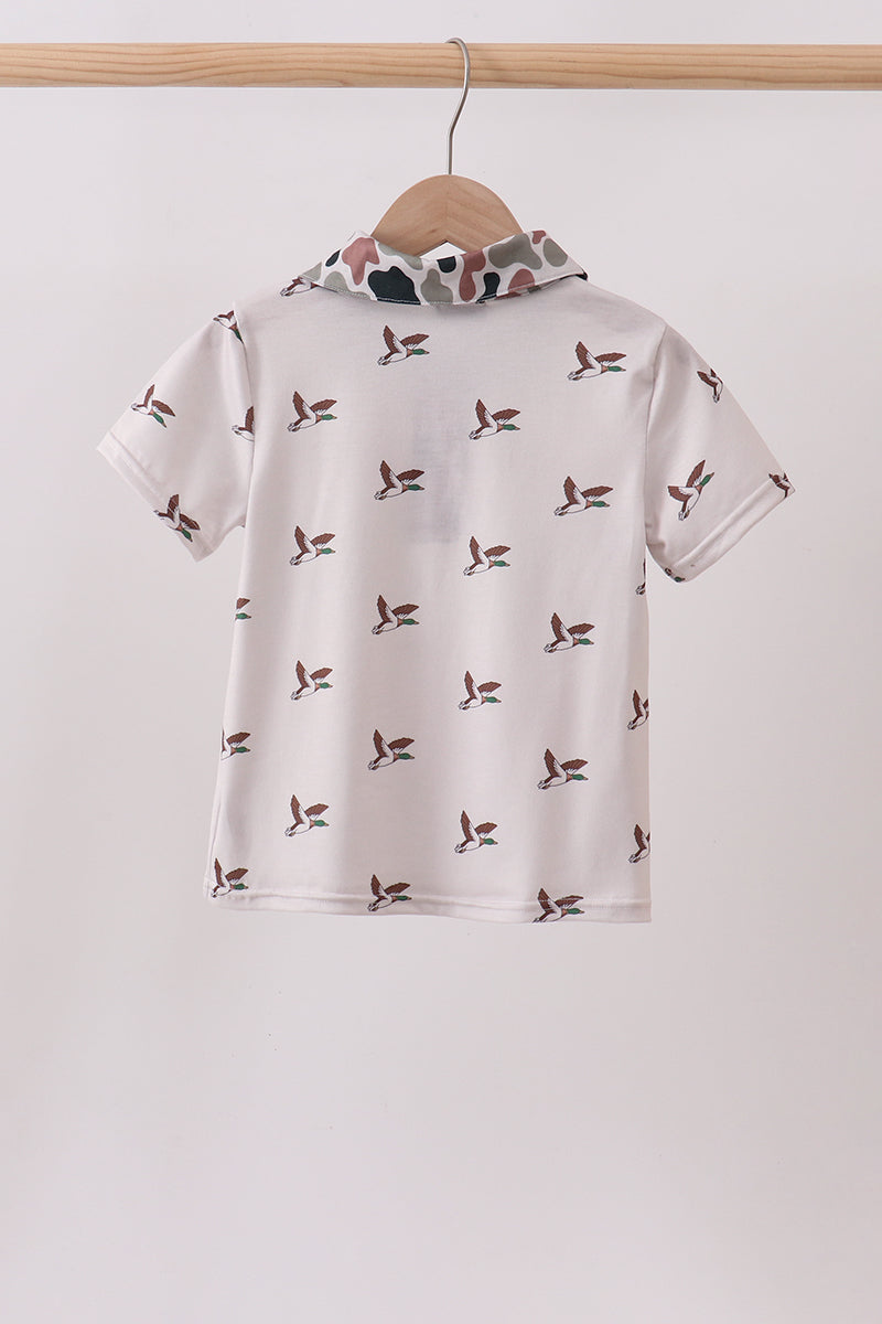  Aaria Tees