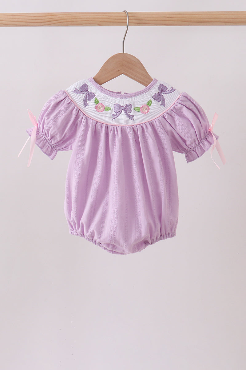  Aaria Tees