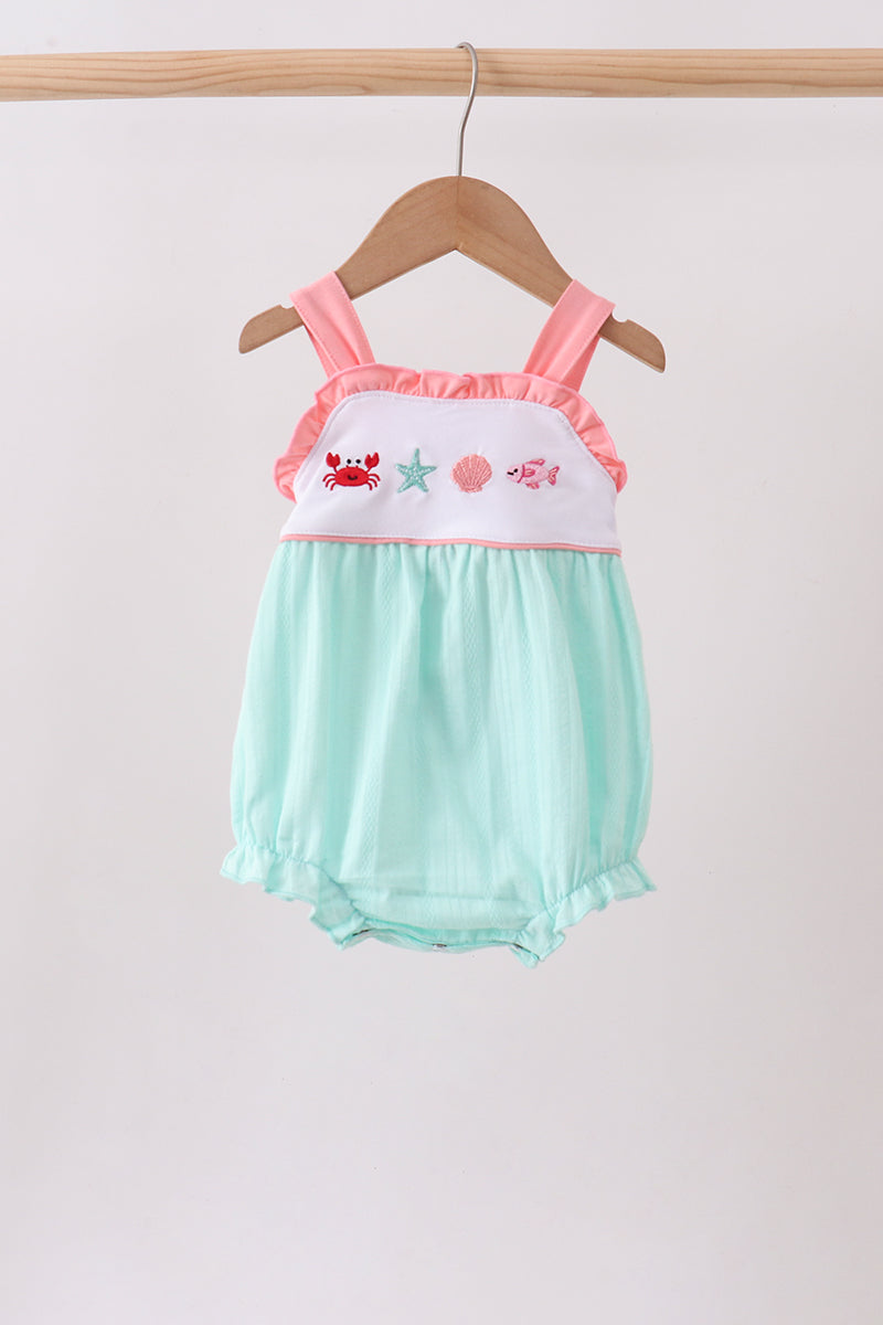  Aaria Tees