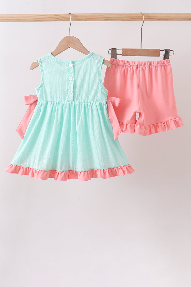  Aaria Tees