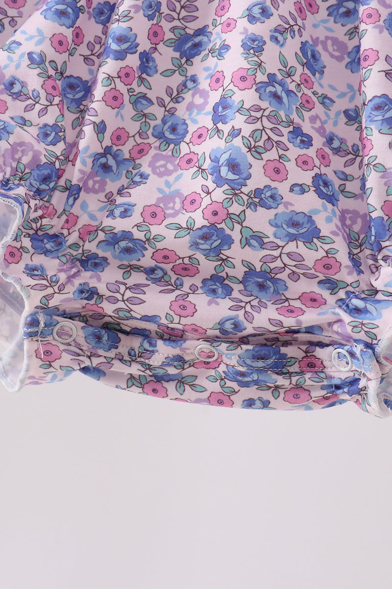  Aaria Tees