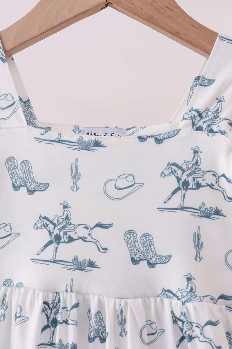  Aaria Tees