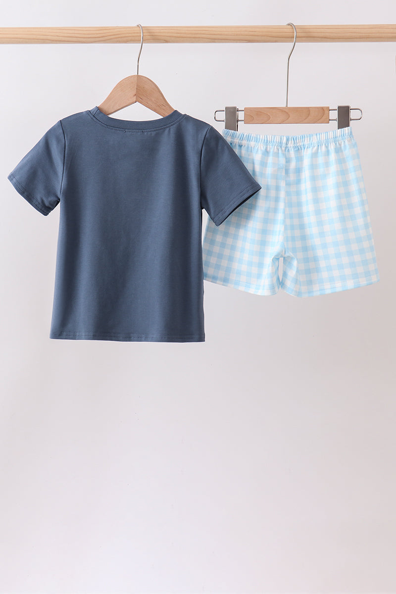  Aaria Tees