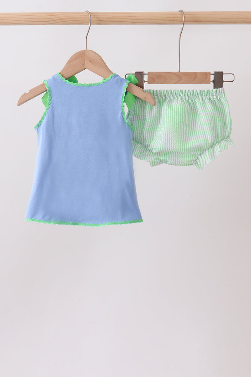 Aaria Tees