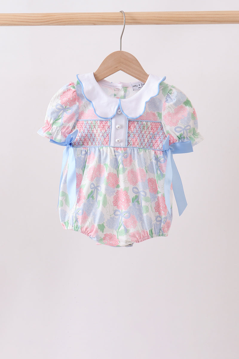  Aaria Tees