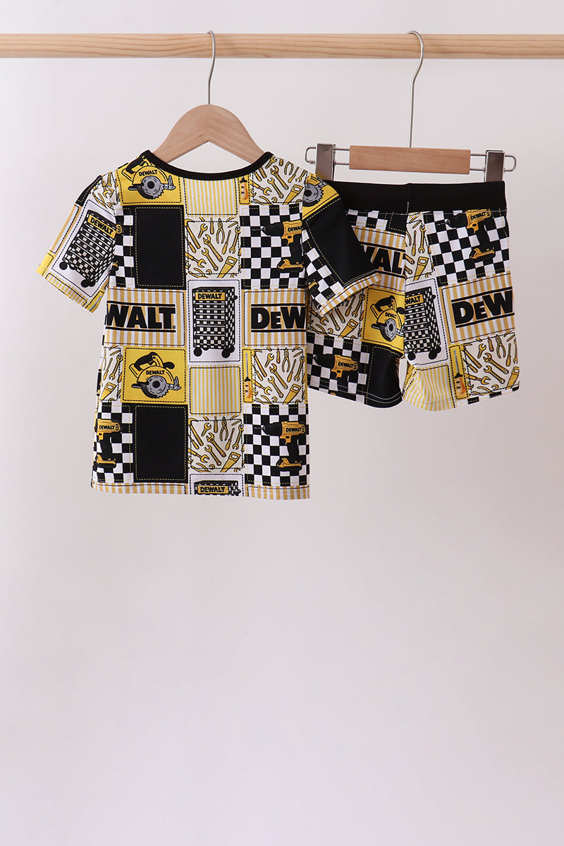  Aaria Tees