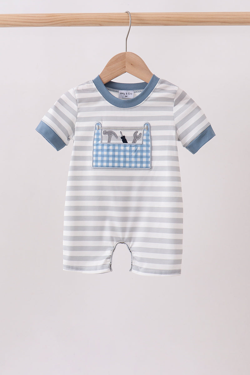  Aaria Tees