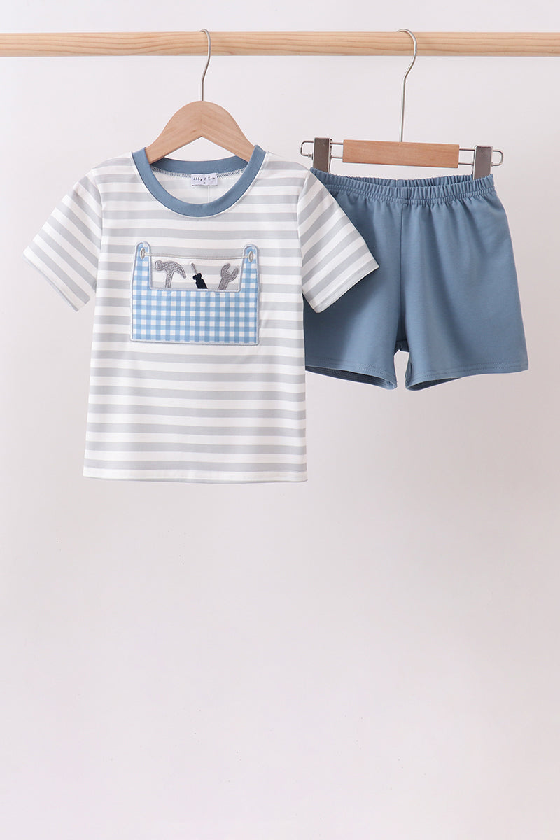 Aaria Tees