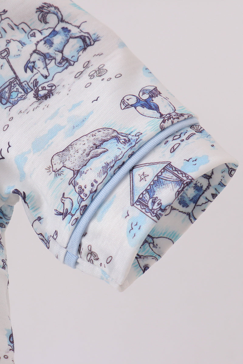  Aaria Tees