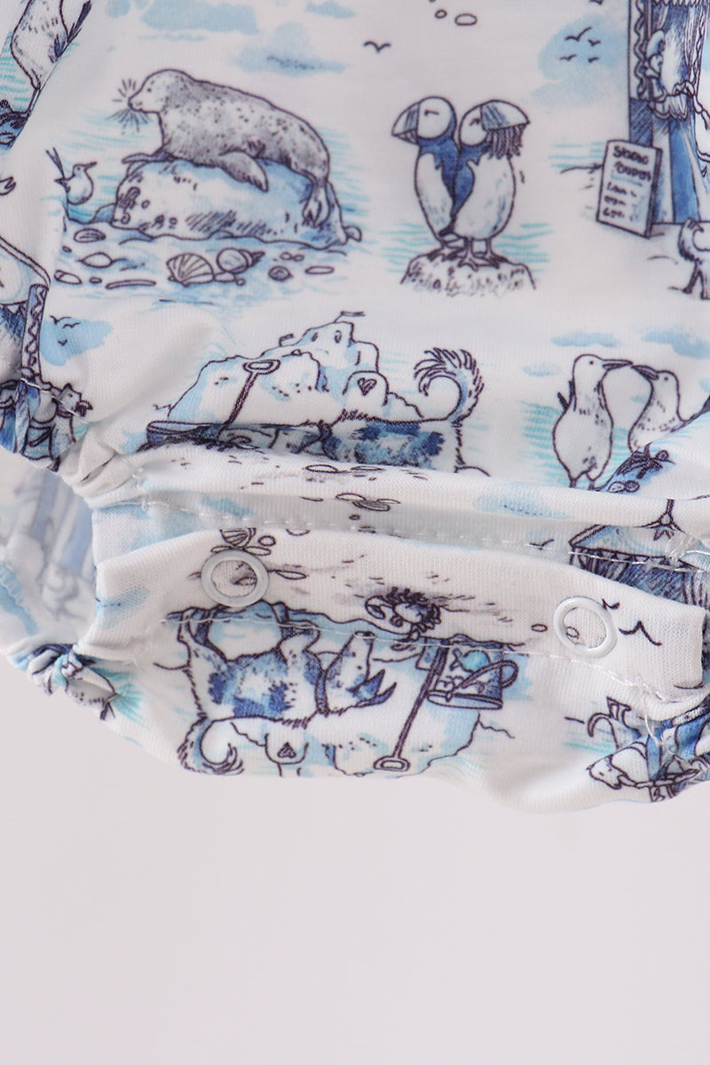  Aaria Tees