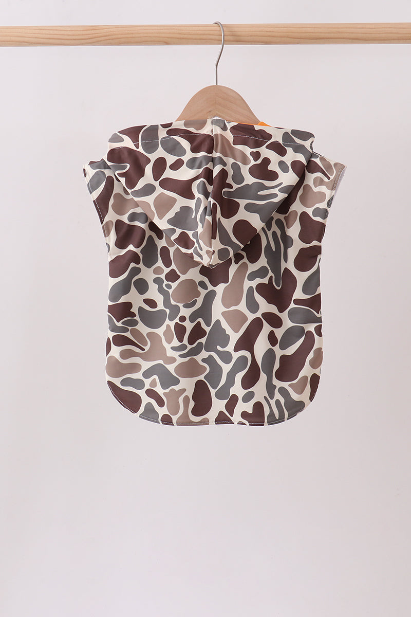  Aaria Tees